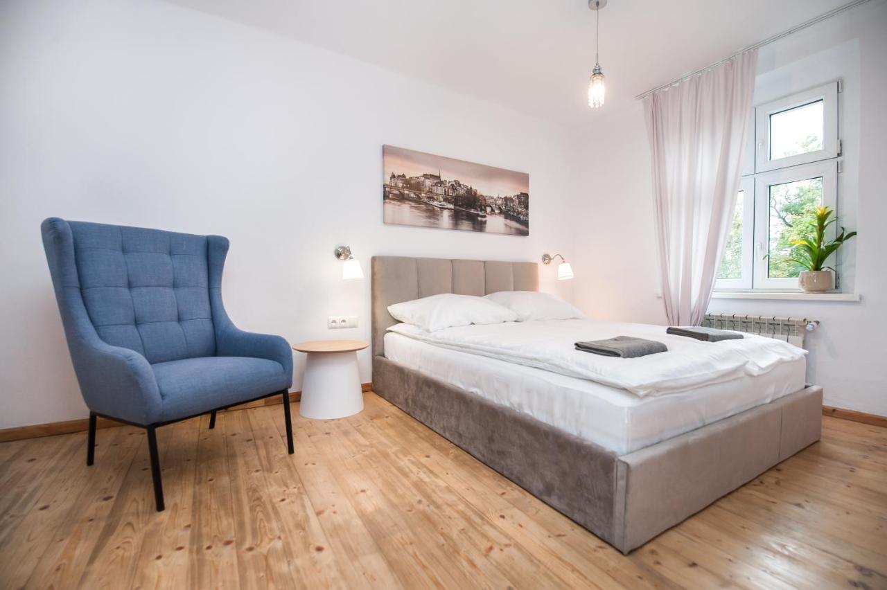 Pokoje Sienkiewicza Gliwice Exteriör bild